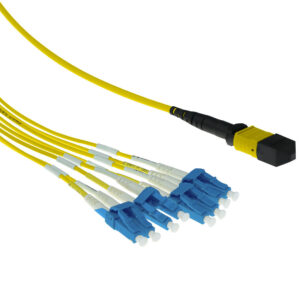 Cable Fanout de fibra óptica 9/125 OS2 Monomodo MTP Hembra 4 X LC dúplex 8 fibras - 1m