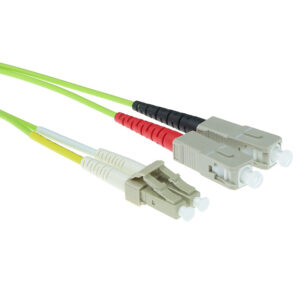 Cable de fibra óptica 50/125 OM5 Multimodo Dúplex LSZH Conector LC/SC - 0.5m