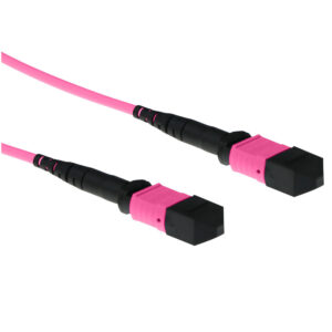 Cable de fibra óptica Multimodo 50/125 OM4 polaridad A Conector hembra MTP - 5m